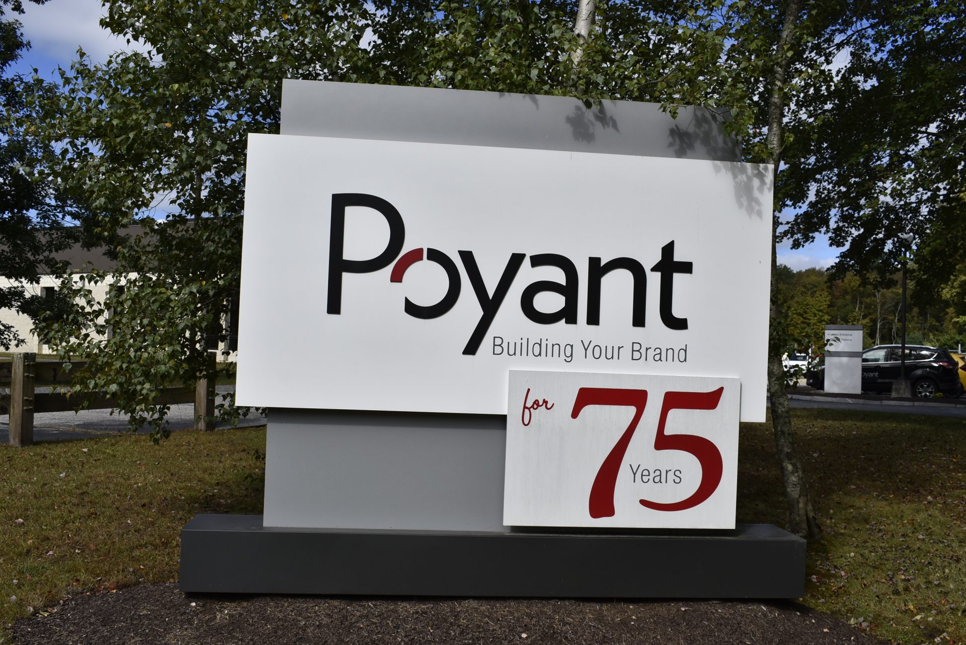 Poyant Sign