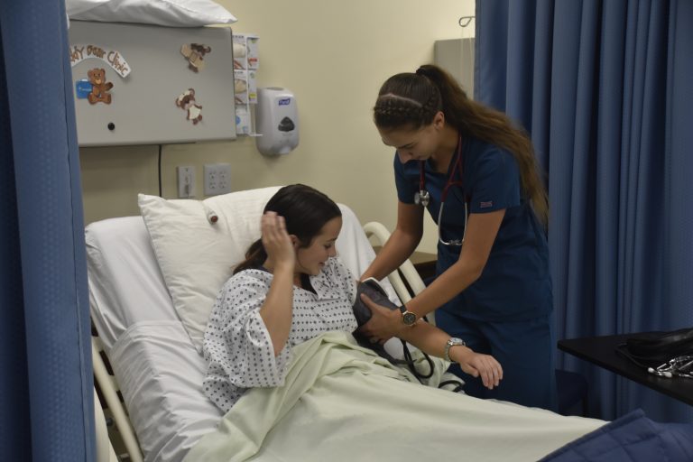 medical assisting course